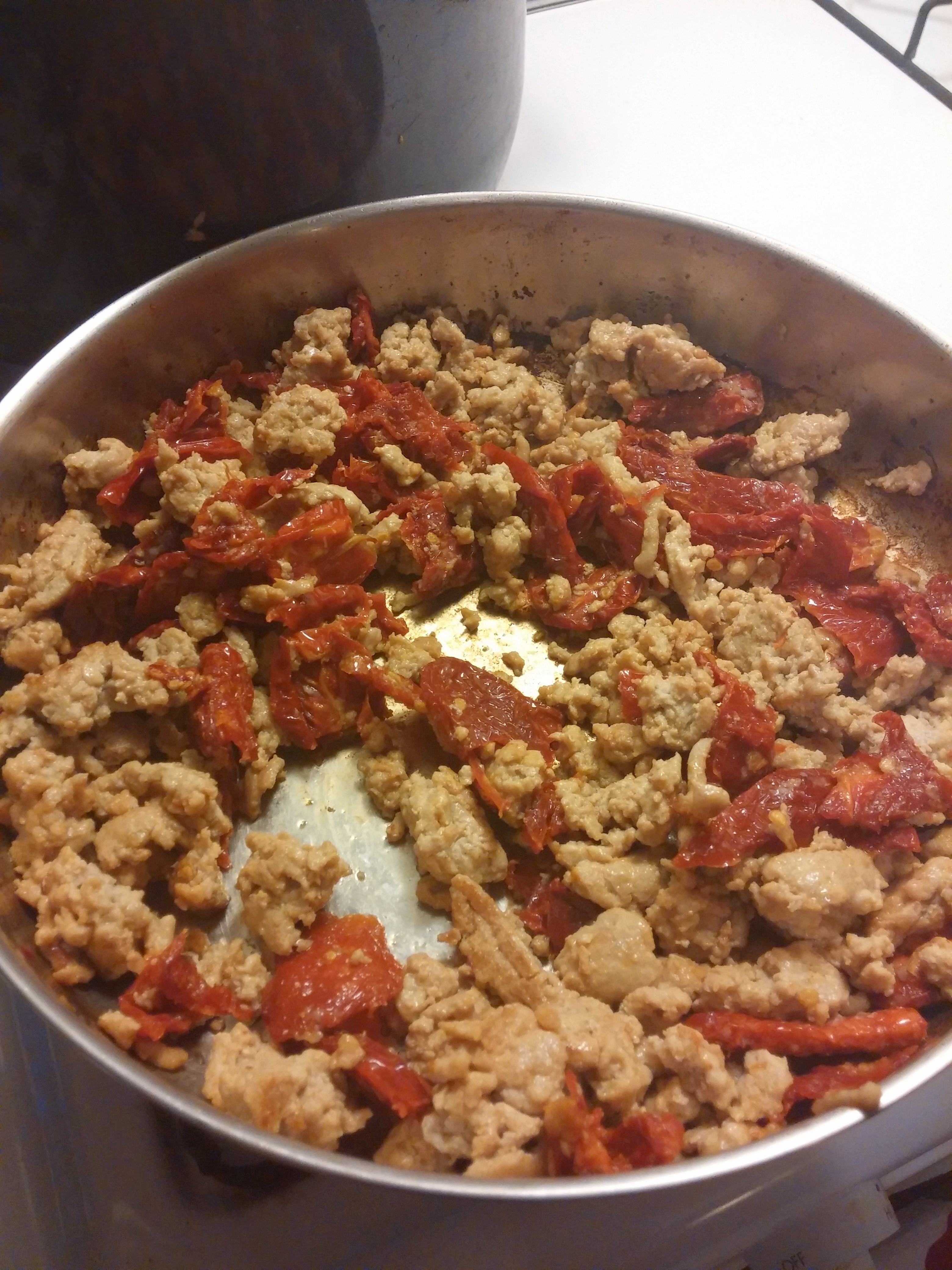 Sundried tomatoes added to chicken.